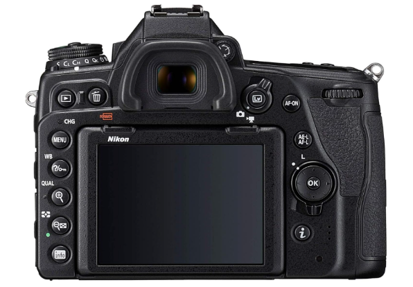 Nikon D780