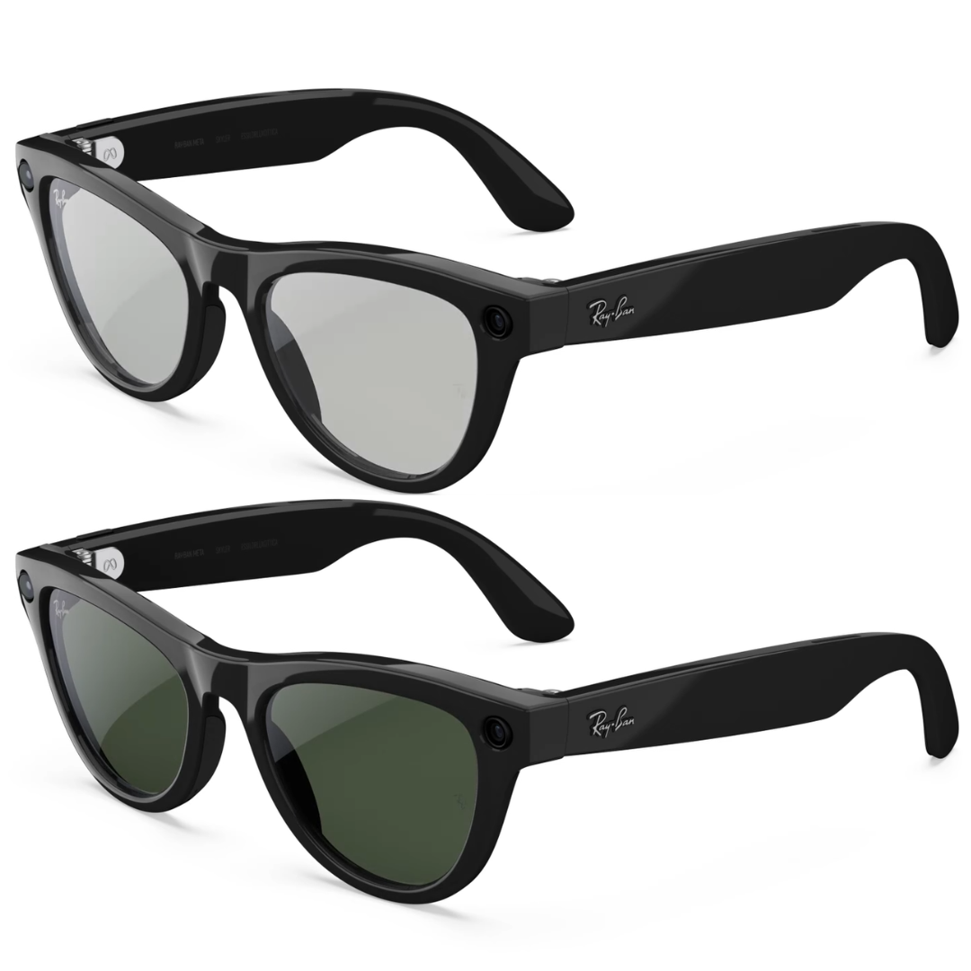 Dos pares de gafas inteligentes Ray-Ban Meta Wayfarer negras: un par con lentes transparentes y otro con lentes de sol oscuras.