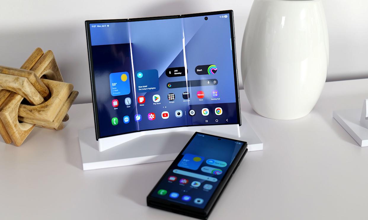 Samsung galaxy z trifold