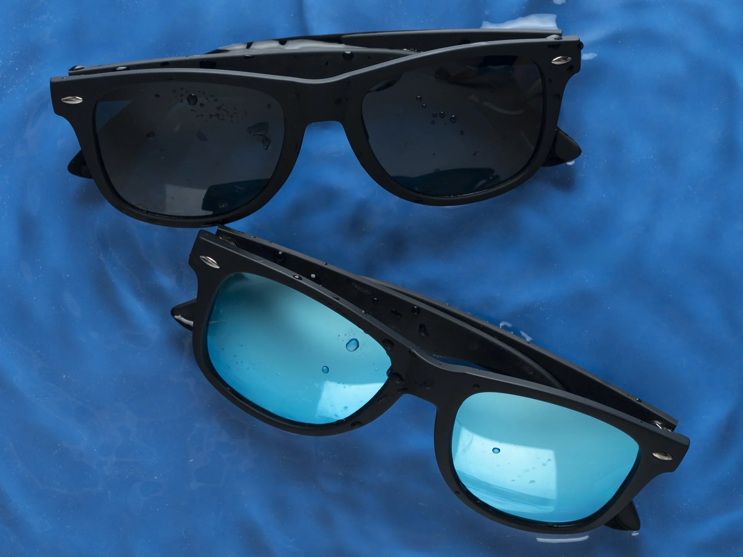 RayBan Meta vs. Lentes Oakley: Un Enfrentamiento de Innovación
