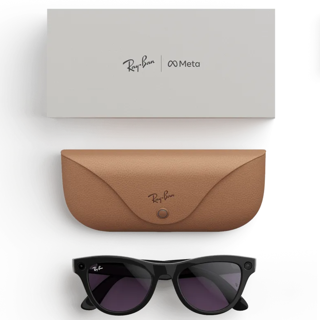 Gafas inteligentes Ray-Ban Meta Wayfarer negras con lentes púrpuras. Incluye estuche de carga marrón y caja de embalaje.