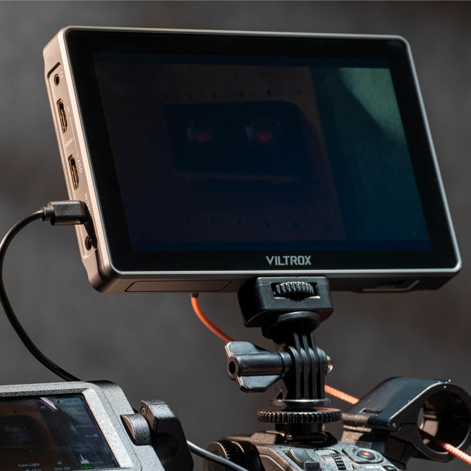 DC-A1 2800Nit Video Field Monitor, 7 Inch Touchscreen 60Hz 4K Camera External Monitor with Cooling Fans, 1920X1080 DSLR Monitor 4K HDMI In/Out, 170° Wide Angle