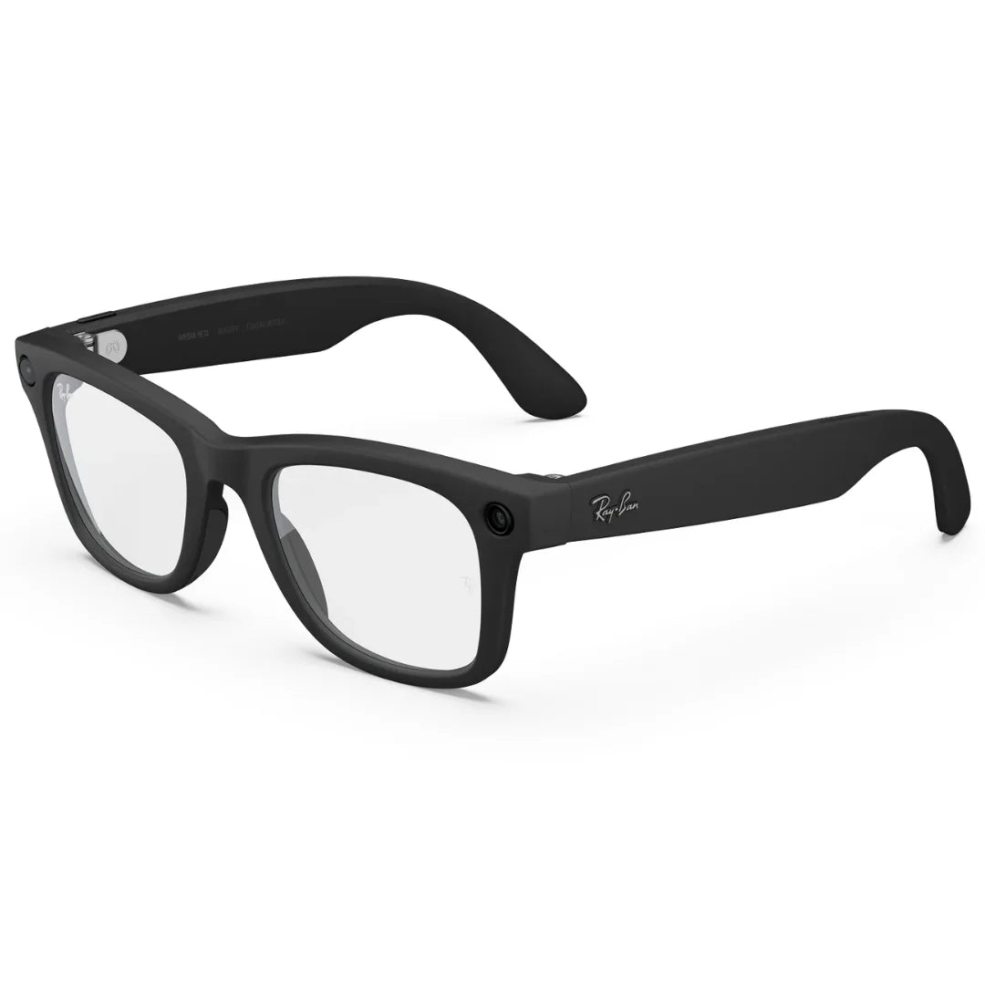 Gafas inteligentes Ray-Ban Meta Wayfarer en negro mate con lentes transparentes. Incluyen cámara, audio y control de voz para capturar y compartir contenido.